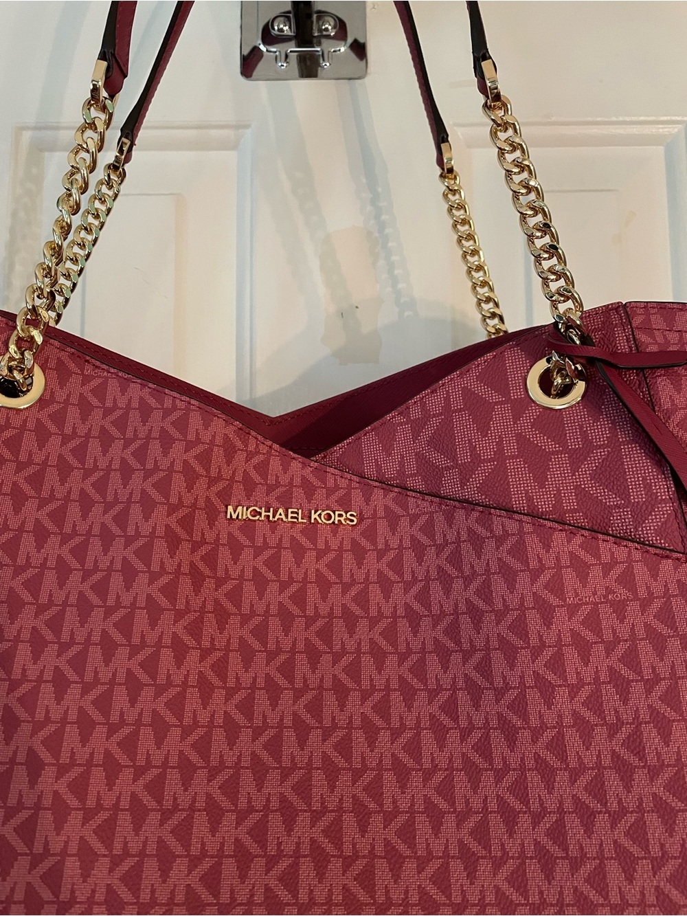 Michael Kors Red Signature Chain-Handle Tote - Picture 2 of 14